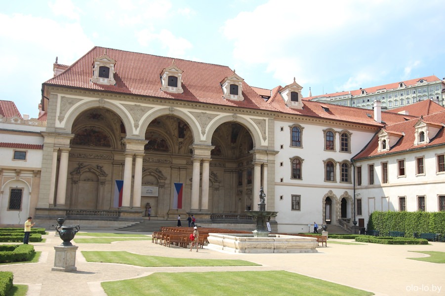 Валдштейнский дворец, Прага