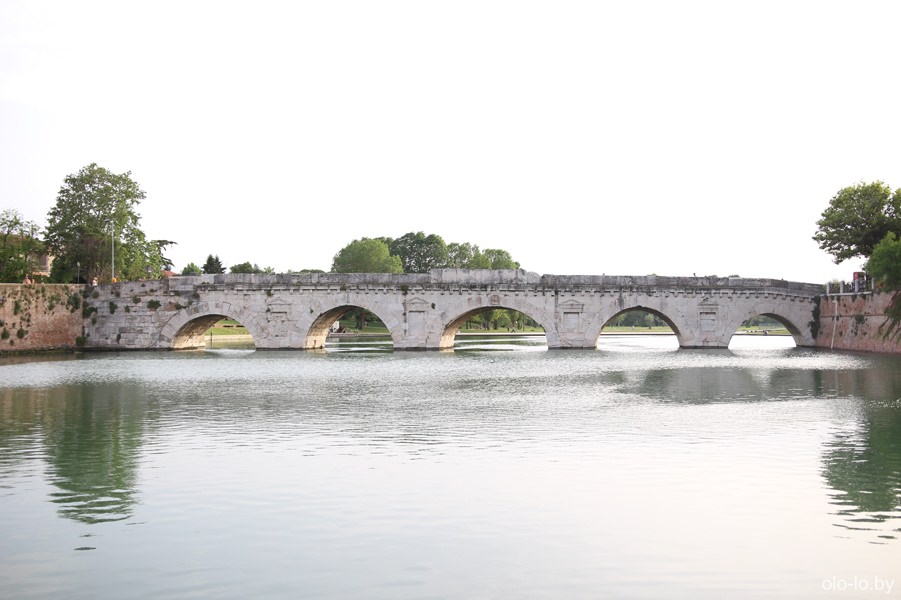 мост Тиберия, Римини