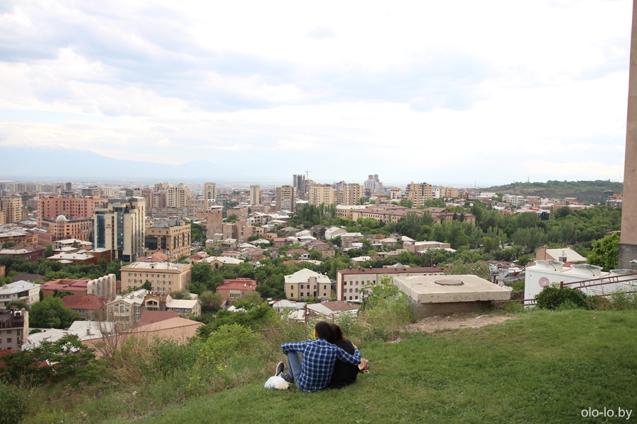 панорамный вид на Ереван