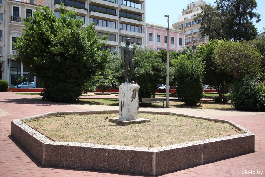 площадь Фемистокла, Пирей