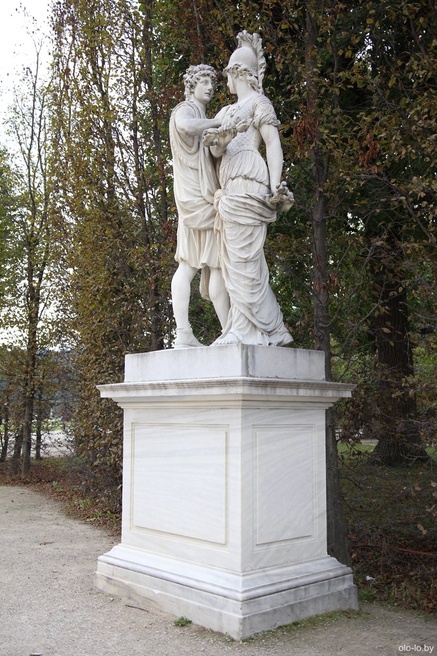 статуя в парке Шенбруннер Шлос