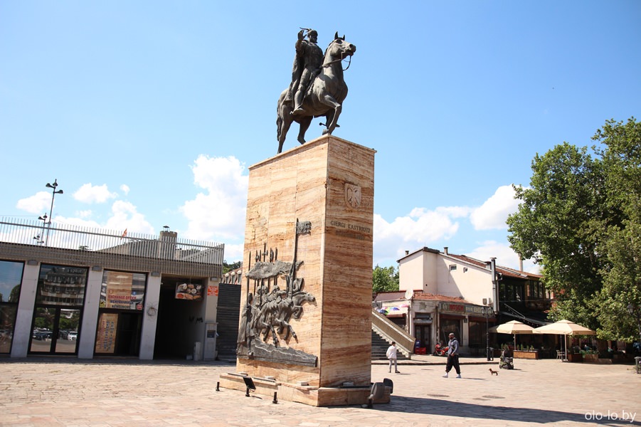 памятник Скандербегу, Скопье