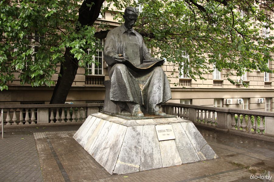 памятник Николо Тесле, Белград