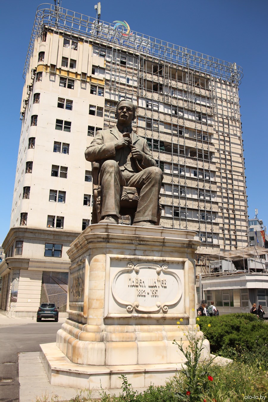 памятник Павлу Шатеву, Скопье