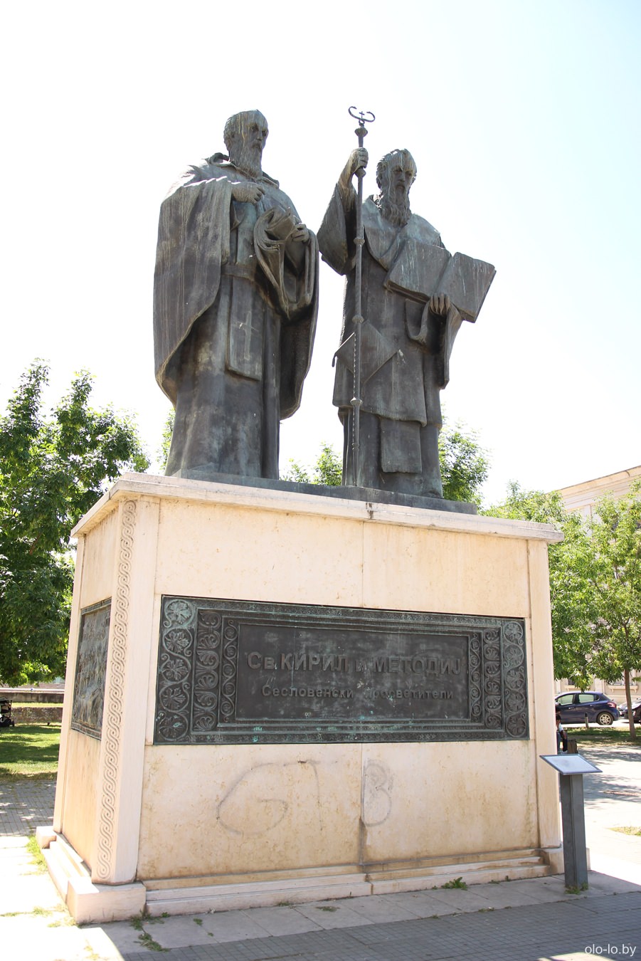 памятник Кириллу и Мефодию, Скопье