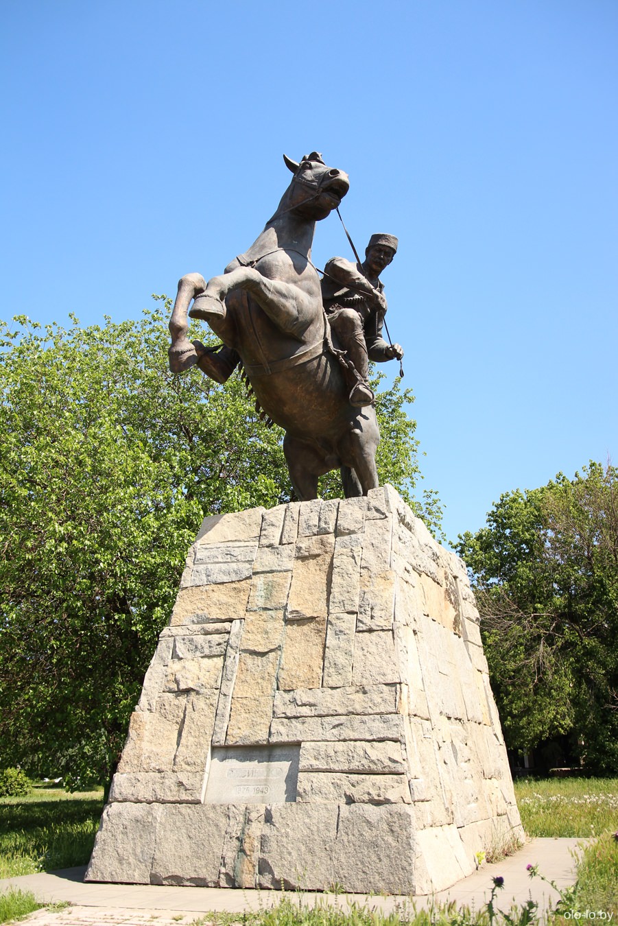 памятник Николу Петрову, Скопье